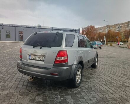 Серый Киа Соренто, объемом двигателя 2.5 л и пробегом 270 тыс. км за 3650 $, фото 3 на Automoto.ua