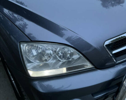 Серый Киа Соренто, объемом двигателя 2.5 л и пробегом 377 тыс. км за 6700 $, фото 3 на Automoto.ua