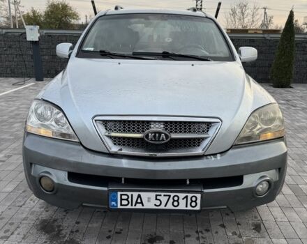 Серый Киа Соренто, объемом двигателя 2.5 л и пробегом 300 тыс. км за 3200 $, фото 2 на Automoto.ua