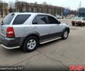 Серый Киа Соренто, объемом двигателя 2.5 л и пробегом 258 тыс. км за 7500 $, фото 2 на Automoto.ua