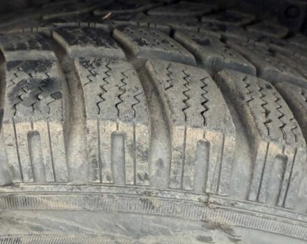 Сірий Кіа Соренто, об'ємом двигуна 0 л та пробігом 300 тис. км за 3085 $, фото 7 на Automoto.ua