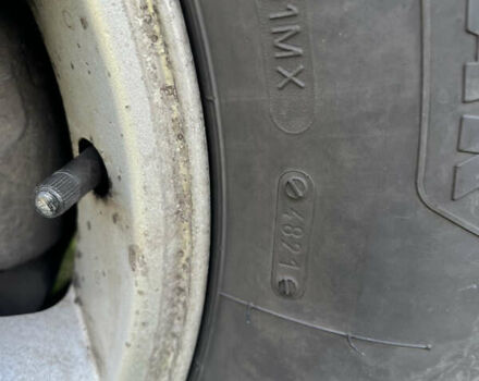 Сірий Кіа Соренто, об'ємом двигуна 2.5 л та пробігом 350 тис. км за 10499 $, фото 2 на Automoto.ua