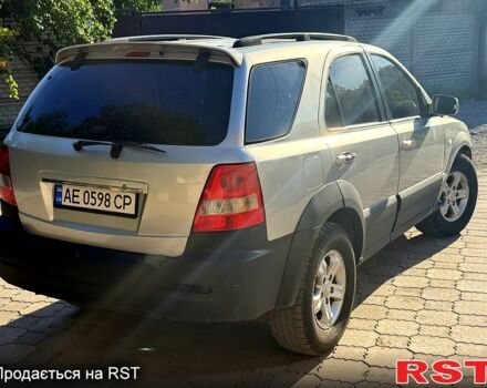 Серый Киа Соренто, объемом двигателя 2.4 л и пробегом 200 тыс. км за 3000 $, фото 2 на Automoto.ua