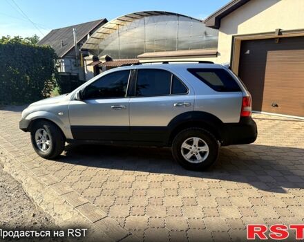 Серый Киа Соренто, объемом двигателя 2.4 л и пробегом 200 тыс. км за 3000 $, фото 4 на Automoto.ua