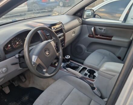 Сірий Кіа Соренто, об'ємом двигуна 0 л та пробігом 299 тис. км за 4500 $, фото 2 на Automoto.ua