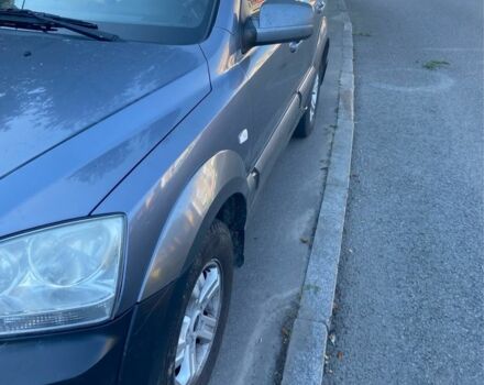 Серый Киа Соренто, объемом двигателя 2.5 л и пробегом 3 тыс. км за 4500 $, фото 2 на Automoto.ua