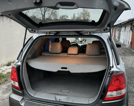 Сірий Кіа Соренто, об'ємом двигуна 2.5 л та пробігом 302 тис. км за 6100 $, фото 10 на Automoto.ua