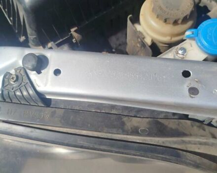 Киа Соренто 2004 в Очакове на Automoto.ua Серый Киа Соренто, объемом двигателя 2.5 л и пробегом 370 тыс. км за 5000 $, фото 4 на Automoto.ua