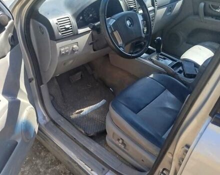 Киа Соренто 2004 в Очакове на Automoto.ua Серый Киа Соренто, объемом двигателя 2.5 л и пробегом 370 тыс. км за 5000 $, фото 13 на Automoto.ua