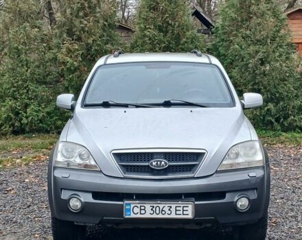 Серый Киа Соренто, объемом двигателя 2.4 л и пробегом 400 тыс. км за 5750 $, фото 1 на Automoto.ua