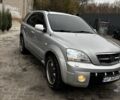 Сірий Кіа Соренто, об'ємом двигуна 2.4 л та пробігом 245 тис. км за 5500 $, фото 1 на Automoto.ua