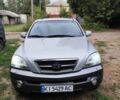 Киа Соренто 2004 в Славянске на Automoto.ua Серый Киа Соренто, объемом двигателя 2.5 л и пробегом 356 тыс. км за 6300 $, фото 1 на Automoto.ua