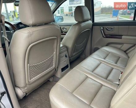 Серый Киа Соренто, объемом двигателя 2.5 л и пробегом 274 тыс. км за 3700 $, фото 12 на Automoto.ua