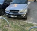 Сірий Кіа Соренто, об'ємом двигуна 2.5 л та пробігом 301 тис. км за 1235 $, фото 1 на Automoto.ua