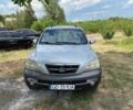 Серый Киа Соренто, объемом двигателя 2.5 л и пробегом 200 тыс. км за 3250 $, фото 3 на Automoto.ua