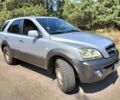 Серый Киа Соренто, объемом двигателя 2.5 л и пробегом 250 тыс. км за 4000 $, фото 1 на Automoto.ua