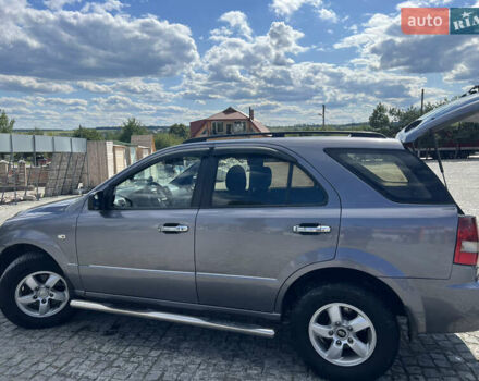 Сірий Кіа Соренто, об'ємом двигуна 2.5 л та пробігом 375 тис. км за 6500 $, фото 4 на Automoto.ua