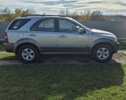 Серый Киа Соренто, объемом двигателя 2.5 л и пробегом 284 тыс. км за 5000 $, фото 1 на Automoto.ua