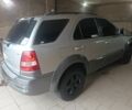 Серый Киа Соренто, объемом двигателя 2 л и пробегом 182 тыс. км за 2100 $, фото 1 на Automoto.ua