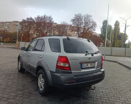 Серый Киа Соренто, объемом двигателя 2.5 л и пробегом 270 тыс. км за 3650 $, фото 1 на Automoto.ua