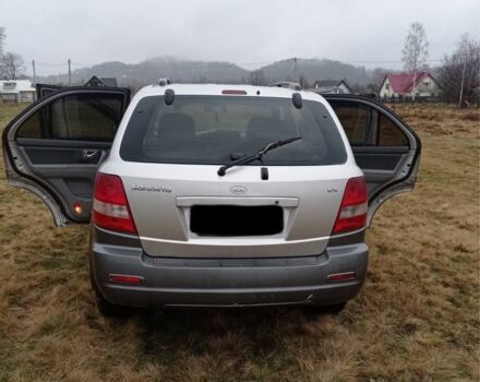 Серый Киа Соренто, объемом двигателя 2.5 л и пробегом 240 тыс. км за 2700 $, фото 3 на Automoto.ua