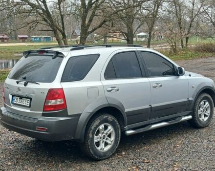 Серый Киа Соренто, объемом двигателя 2.4 л и пробегом 400 тыс. км за 5750 $, фото 3 на Automoto.ua