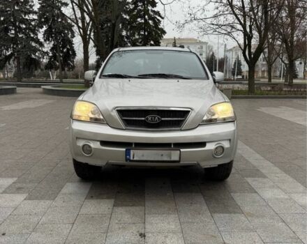 Сірий Кіа Соренто, об'ємом двигуна 0 л та пробігом 300 тис. км за 3085 $, фото 3 на Automoto.ua