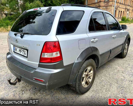 Серый Киа Соренто, объемом двигателя 2.5 л и пробегом 245 тыс. км за 3800 $, фото 1 на Automoto.ua