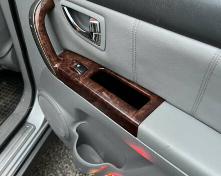 Сірий Кіа Соренто, об'ємом двигуна 2.5 л та пробігом 302 тис. км за 6100 $, фото 30 на Automoto.ua