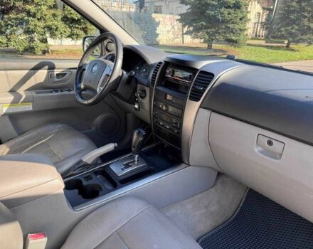 Сірий Кіа Соренто, об'ємом двигуна 2.5 л та пробігом 227 тис. км за 4500 $, фото 8 на Automoto.ua