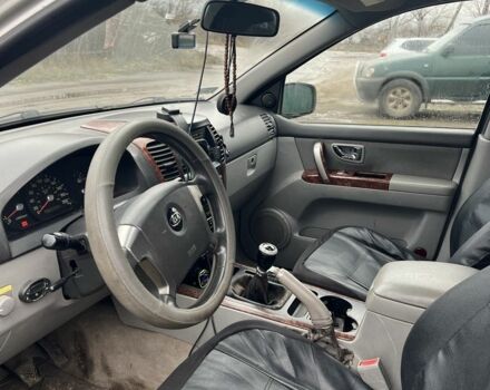 Сірий Кіа Соренто, об'ємом двигуна 2.5 л та пробігом 350 тис. км за 4200 $, фото 7 на Automoto.ua