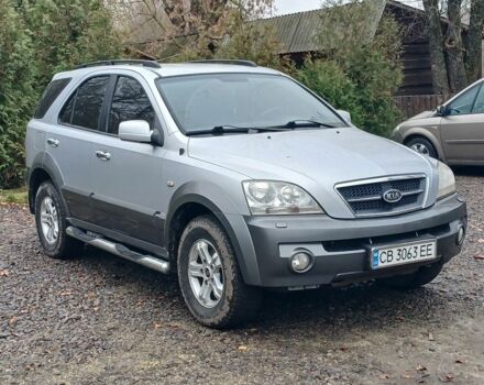 Серый Киа Соренто, объемом двигателя 2.4 л и пробегом 400 тыс. км за 5750 $, фото 2 на Automoto.ua