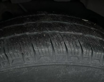 Киа Соренто 2005 в Славянске на Automoto.ua Серый Киа Соренто, объемом двигателя 2.5 л и пробегом 321 тыс. км за 2500 $, фото 10 на Automoto.ua