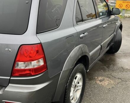 Сірий Кіа Соренто, об'ємом двигуна 2.5 л та пробігом 261 тис. км за 3400 $, фото 2 на Automoto.ua