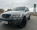 Серый Киа Соренто, объемом двигателя 2.5 л и пробегом 219 тыс. км за 4450 $, фото 2 на Automoto.ua