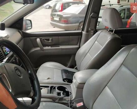 Киа Соренто 2005 в Хмельницком на Automoto.ua Серый Киа Соренто, объемом двигателя 2.5 л и пробегом 300 тыс. км за 7999 $, фото 2 на Automoto.ua