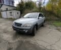 Сірий Кіа Соренто, об'ємом двигуна 2.5 л та пробігом 350 тис. км за 3500 $, фото 1 на Automoto.ua