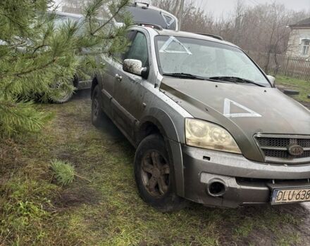 Серый Киа Соренто, объемом двигателя 2.5 л и пробегом 304 тыс. км за 3300 $, фото 1 на Automoto.ua