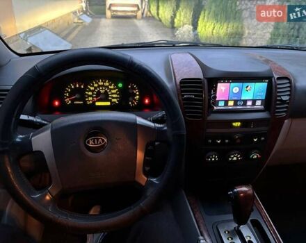 Сірий Кіа Соренто, об'ємом двигуна 2.5 л та пробігом 273 тис. км за 6600 $, фото 8 на Automoto.ua