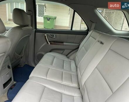 Серый Киа Соренто, объемом двигателя 2.5 л и пробегом 238 тыс. км за 7500 $, фото 1 на Automoto.ua