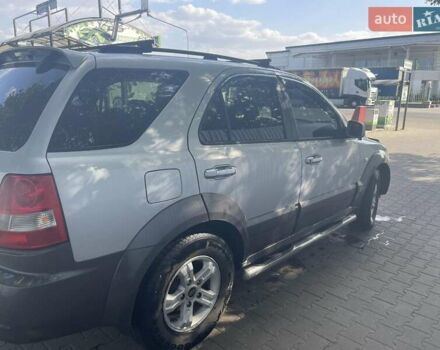 Серый Киа Соренто, объемом двигателя 2.5 л и пробегом 282 тыс. км за 7100 $, фото 3 на Automoto.ua