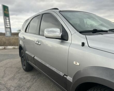 Серый Киа Соренто, объемом двигателя 2.5 л и пробегом 219 тыс. км за 4450 $, фото 9 на Automoto.ua