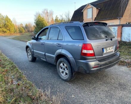 Серый Киа Соренто, объемом двигателя 2.5 л и пробегом 237 тыс. км за 3199 $, фото 4 на Automoto.ua