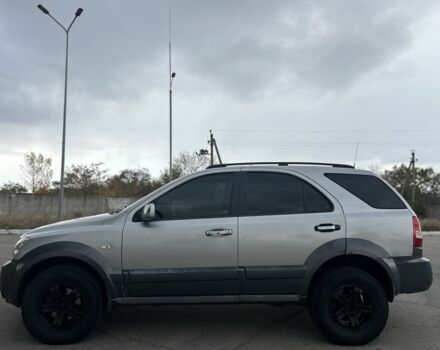 Серый Киа Соренто, объемом двигателя 2.5 л и пробегом 219 тыс. км за 4450 $, фото 4 на Automoto.ua