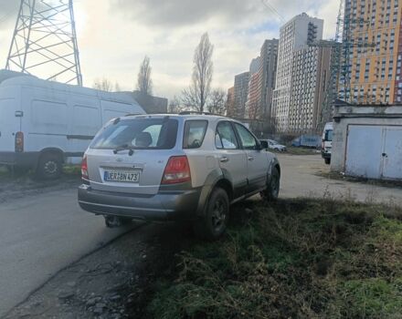 Серый Киа Соренто, объемом двигателя 2.5 л и пробегом 350 тыс. км за 3600 $, фото 4 на Automoto.ua