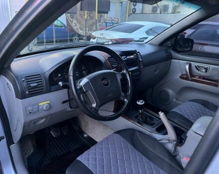 Сірий Кіа Соренто, об'ємом двигуна 2.5 л та пробігом 200 тис. км за 3300 $, фото 8 на Automoto.ua