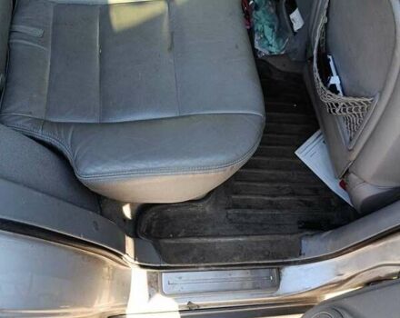 Серый Киа Соренто, объемом двигателя 2.5 л и пробегом 267 тыс. км за 5250 $, фото 10 на Automoto.ua