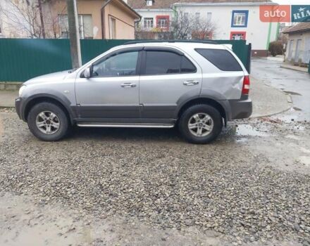 Серый Киа Соренто, объемом двигателя 2.5 л и пробегом 373 тыс. км за 5900 $, фото 2 на Automoto.ua