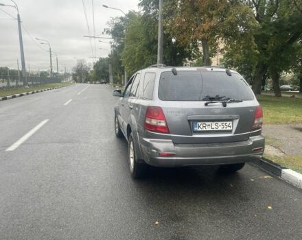 Серый Киа Соренто, объемом двигателя 2.5 л и пробегом 300 тыс. км за 4000 $, фото 5 на Automoto.ua