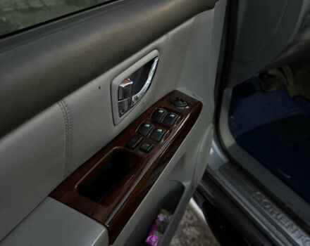 Киа Соренто 2005 в Белгород-Днестровском на Automoto.ua Серый Киа Соренто, объемом двигателя 2.5 л и пробегом 236 тыс. км за 7700 $, фото 13 на Automoto.ua